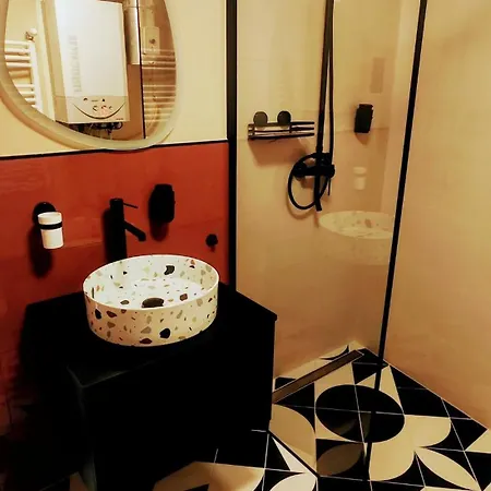 Apartment Buda's Hidden Heaven 1 With Private Sauna *