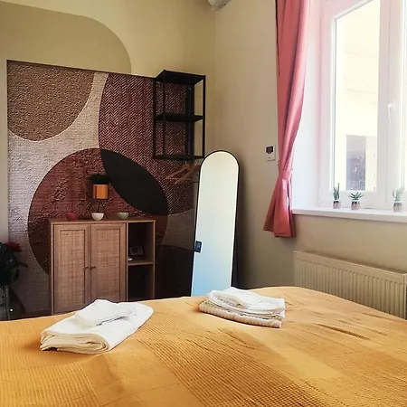 Buda's Hidden Heaven 1 With Private Sauna *